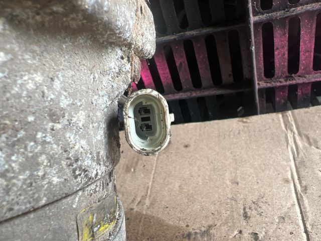 bontott DAEWOO LANOS Klímakompresszor