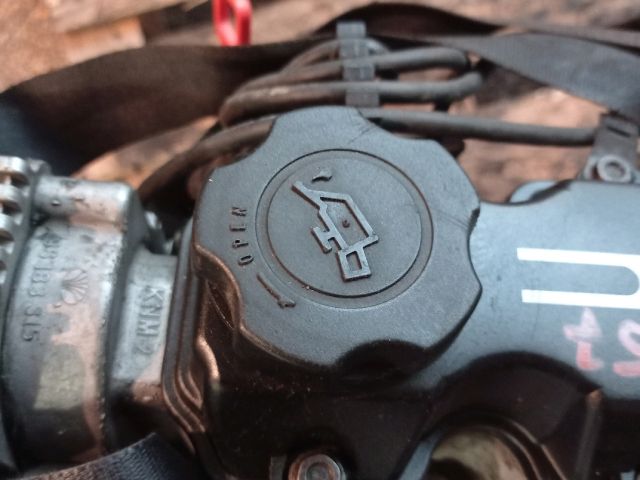 bontott DAEWOO LANOS Olajbeöntő Sapka