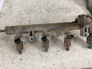 bontott DAEWOO LANOS Porlasztó Sor / Híd