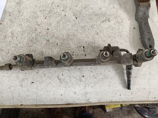 bontott DAEWOO LANOS Porlasztó Sor / Híd