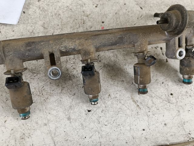 bontott DAEWOO LANOS Porlasztó Sor / Híd