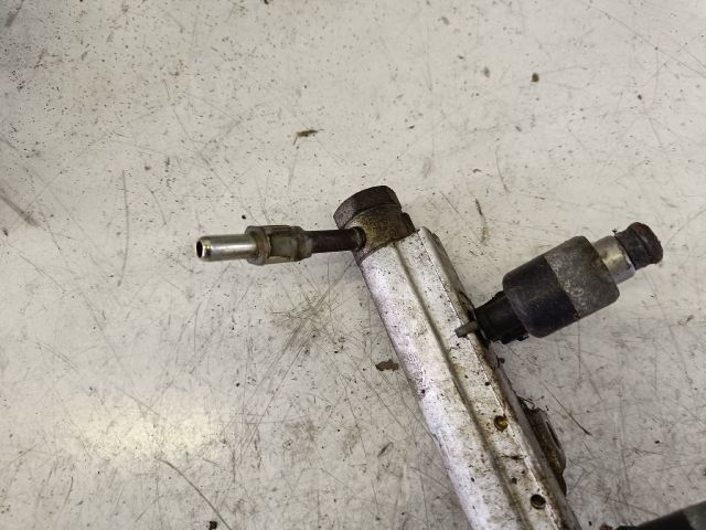 bontott DAEWOO LANOS Porlasztó Sor / Híd