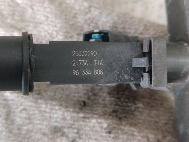 bontott DAEWOO LANOS Porlasztó Sor / Híd