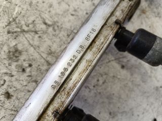 bontott DAEWOO LANOS Porlasztó Sor / Híd