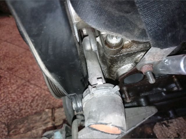 bontott DAEWOO LANOS Termosztátház