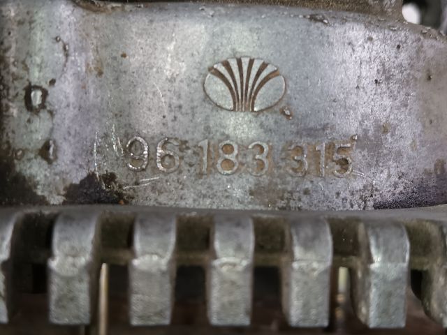 bontott DAEWOO LANOS Vezérműtengely Házzal