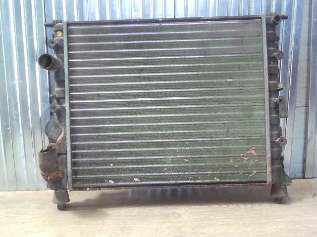 bontott DAEWOO LANOS Vízhűtő Radiátor (Nem klímás)
