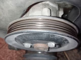 bontott DAEWOO LANOS Vízpumpa Szíjtárcsa