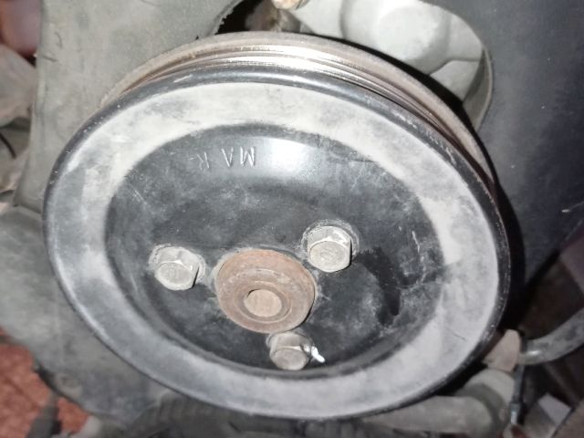 bontott DAEWOO LANOS Vízpumpa Szíjtárcsa