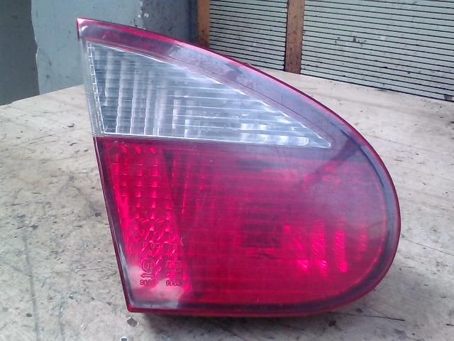 bontott DAEWOO LANOS Bal Belső Hátsó Lámpa