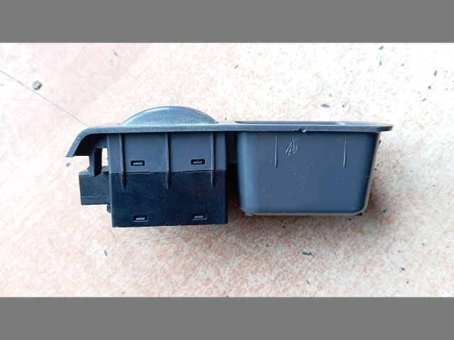 bontott DAEWOO LANOS Bal első Ablakemelő Kapcsoló