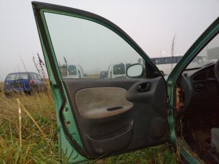 bontott DAEWOO LANOS Bal első Ajtó (Részeivel)