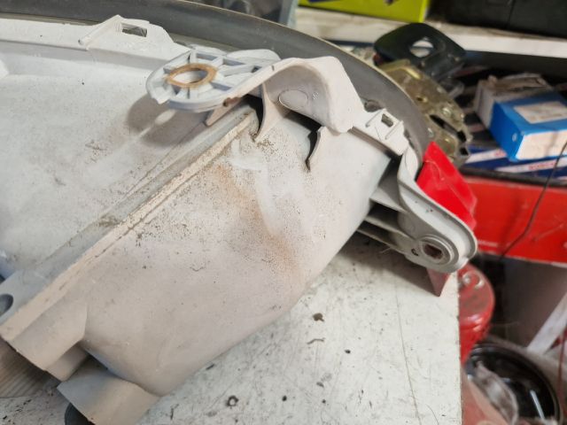 bontott DAEWOO LANOS Bal Fényszóró