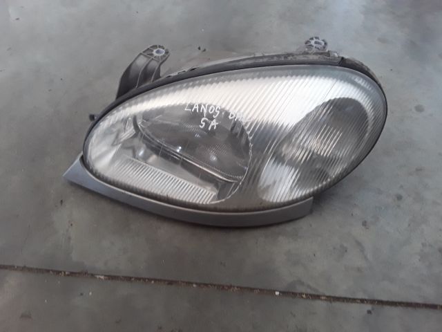bontott DAEWOO LANOS Bal Fényszóró