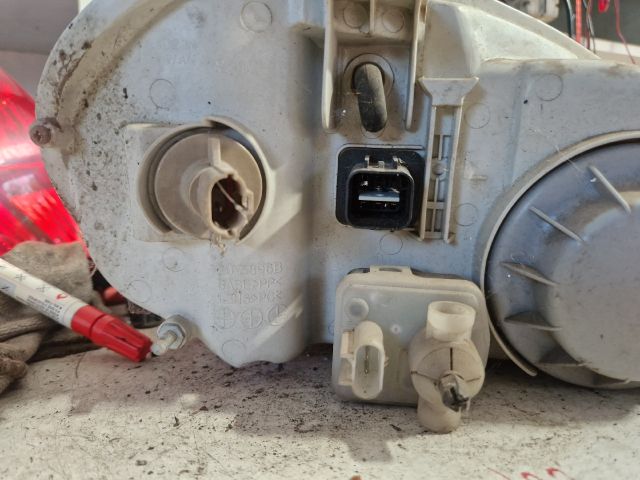 bontott DAEWOO LANOS Bal Fényszóró