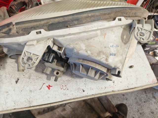 bontott DAEWOO LANOS Bal Fényszóró