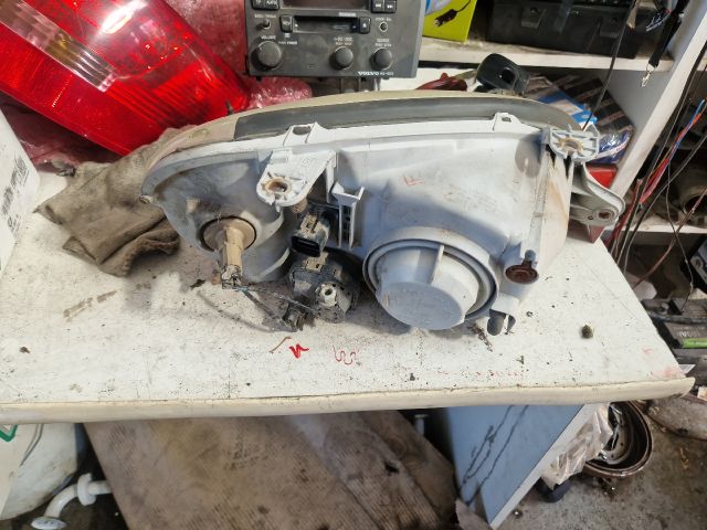 bontott DAEWOO LANOS Bal Fényszóró