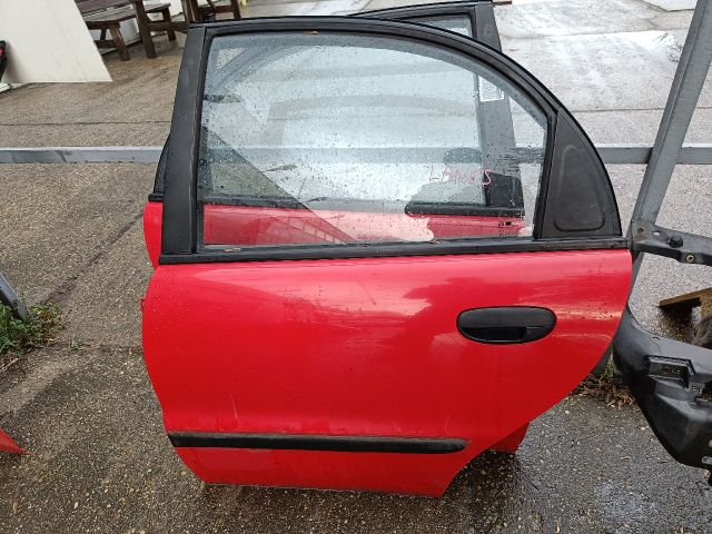 bontott DAEWOO LANOS Bal hátsó Ajtó (Részeivel)