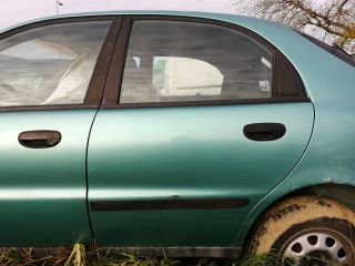bontott DAEWOO LANOS Bal hátsó Ajtó (Részeivel)