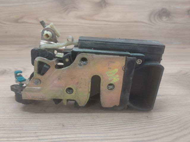 bontott DAEWOO LANOS Bal hátsó Ajtózár