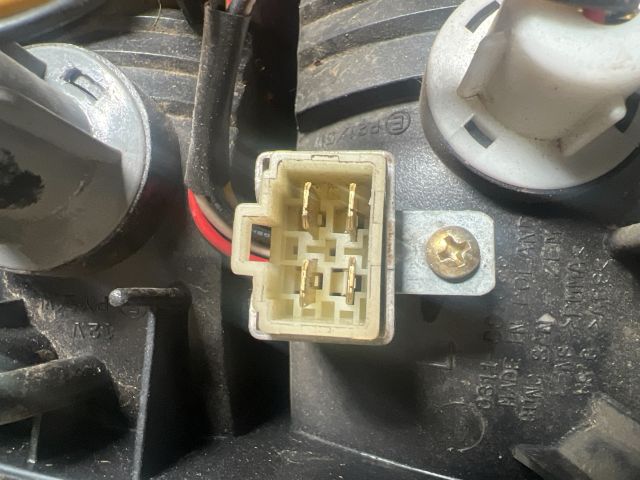 bontott DAEWOO LANOS Bal Hátsó Lámpa