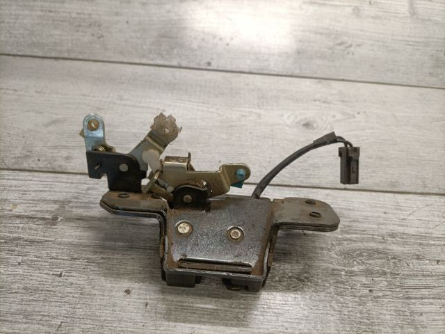 bontott DAEWOO LANOS Csomagtérajtó Zárszerkezet