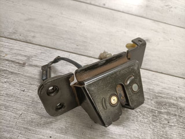 bontott DAEWOO LANOS Csomagtérajtó Zárszerkezet