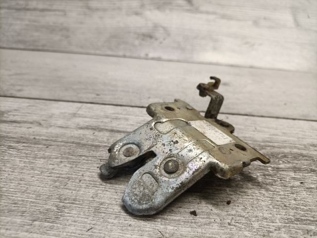 bontott DAEWOO LANOS Csomagtérajtó Zárszerkezet