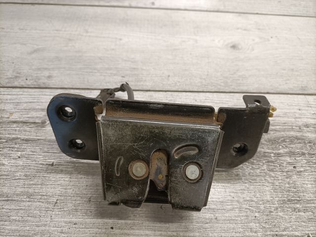 bontott DAEWOO LANOS Csomagtérajtó Zárszerkezet