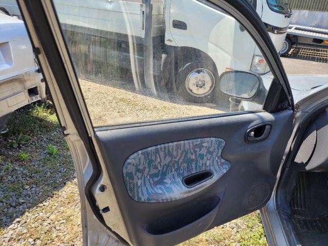 bontott DAEWOO LANOS Hátsó Hamutartó