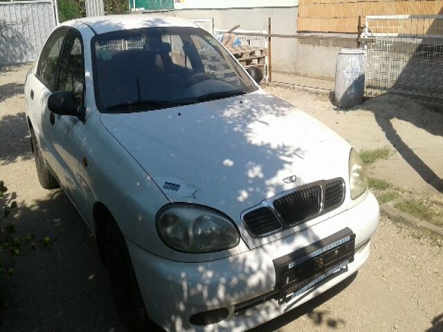 bontott DAEWOO LANOS Jobb B Oszlop Burkolat