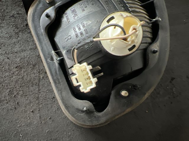 bontott DAEWOO LANOS Jobb Belső Hátsó Lámpa