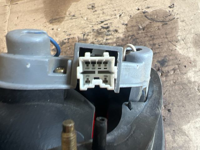 bontott DAEWOO LANOS Jobb Belső Hátsó Lámpa