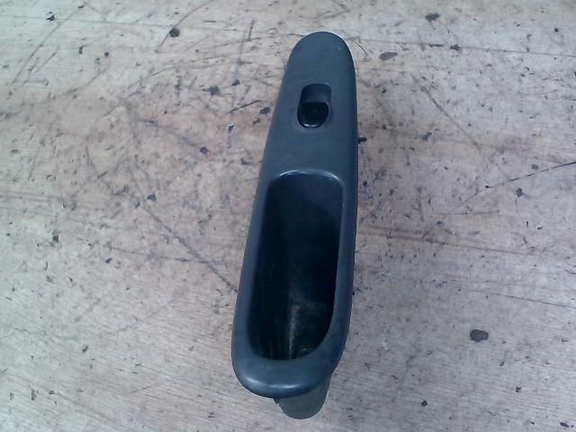 bontott DAEWOO LANOS Jobb első Ablakemelő Kapcsoló