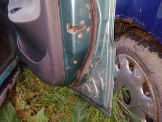 bontott DAEWOO LANOS Jobb első Ajtó (Részeivel)