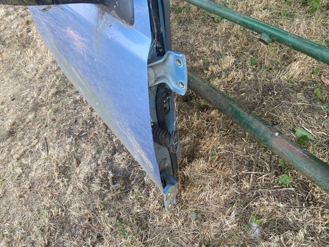 bontott DAEWOO LANOS Jobb első Ajtó (Részeivel)