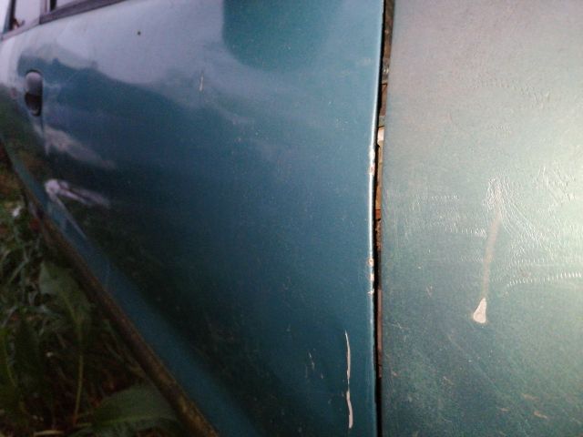 bontott DAEWOO LANOS Jobb első Ajtó (Részeivel)