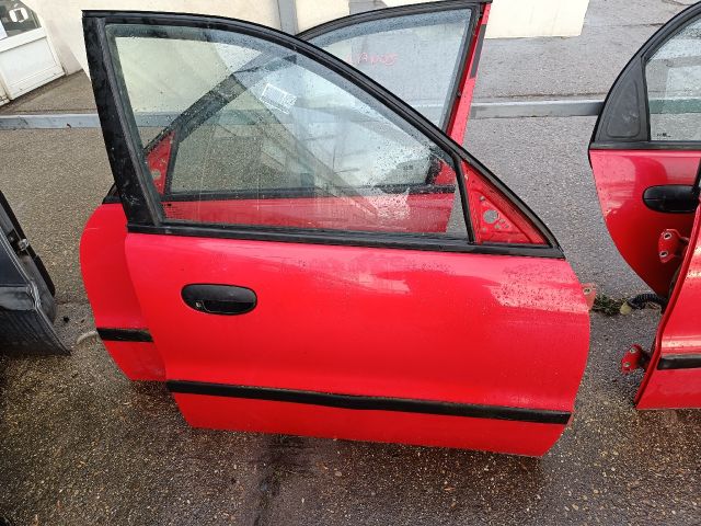 bontott DAEWOO LANOS Jobb első Ajtó (Részeivel)