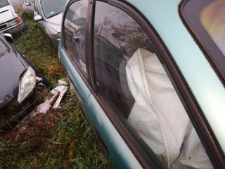 bontott DAEWOO LANOS Jobb első Ajtó (Részeivel)