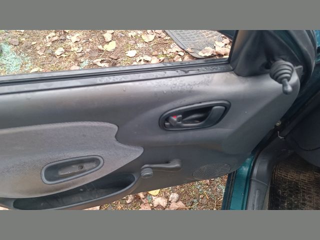 bontott DAEWOO LANOS Jobb első Ajtó (Üres lemez)