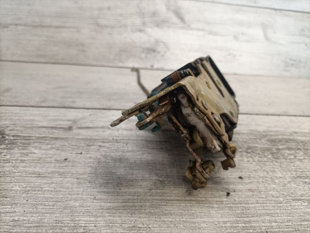 bontott DAEWOO LANOS Jobb első Ajtózár