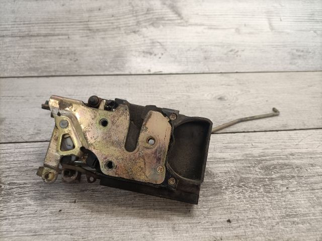 bontott DAEWOO LANOS Jobb első Ajtózár