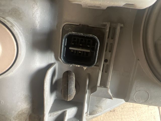 bontott DAEWOO LANOS Jobb Fényszóró