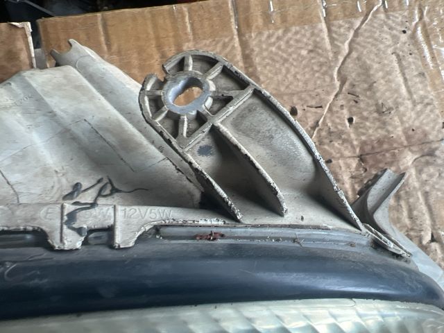 bontott DAEWOO LANOS Jobb Fényszóró