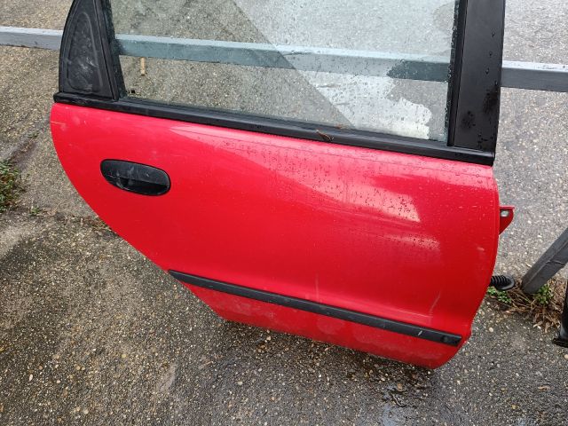 bontott DAEWOO LANOS Jobb hátsó Ajtó (Részeivel)
