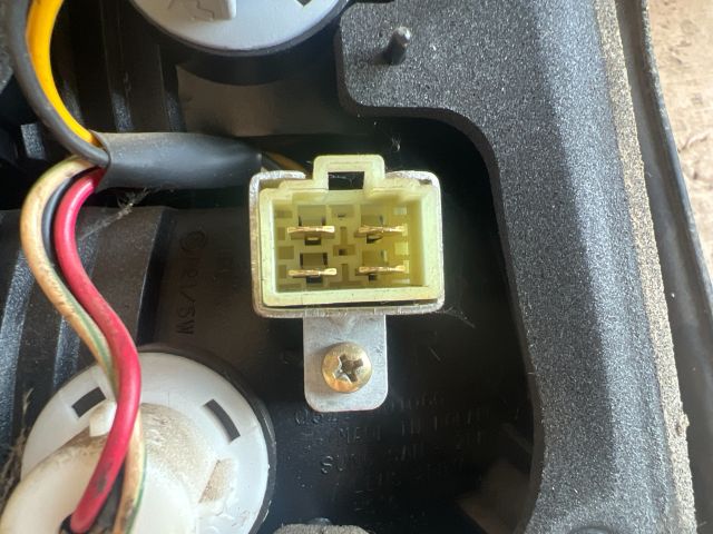 bontott DAEWOO LANOS Jobb Hátsó Lámpa