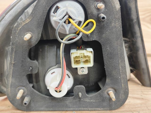 bontott DAEWOO LANOS Jobb Hátsó Lámpa