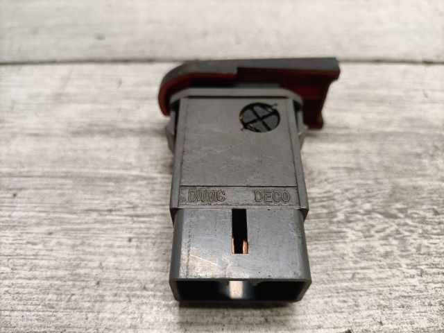 bontott DAEWOO LANOS Vészvillogó Kapcsoló