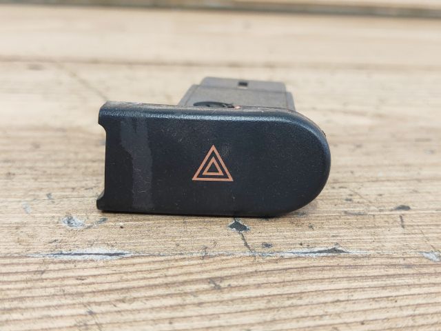 bontott DAEWOO LANOS Vészvillogó Kapcsoló