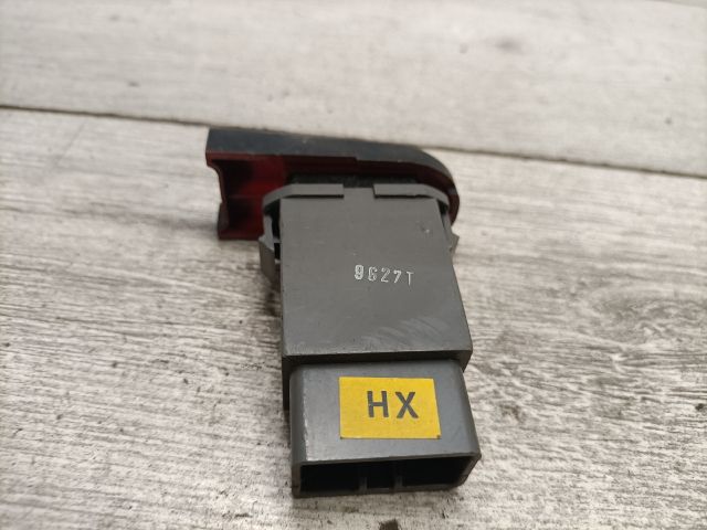 bontott DAEWOO LANOS Vészvillogó Kapcsoló